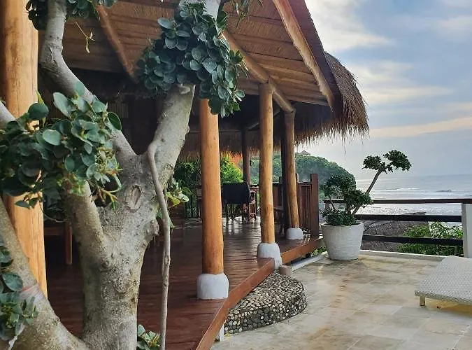 The Hidden Escapes- Stunning 2 Bedroom Directly On Bingin With Ocean & Sunset View * Uluwatu (Bali)