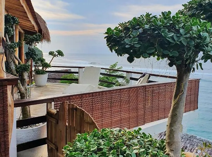 The Hidden Escapes- Stunning 2 Bedroom Directly On Bingin With Ocean & Sunset View * Uluwatu (Bali)